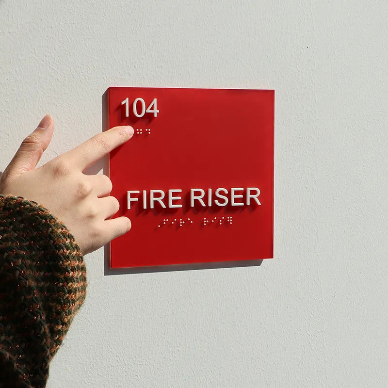Modular Acrylic Wayfinding Systems – Seamless Navigation & Architectural Integration